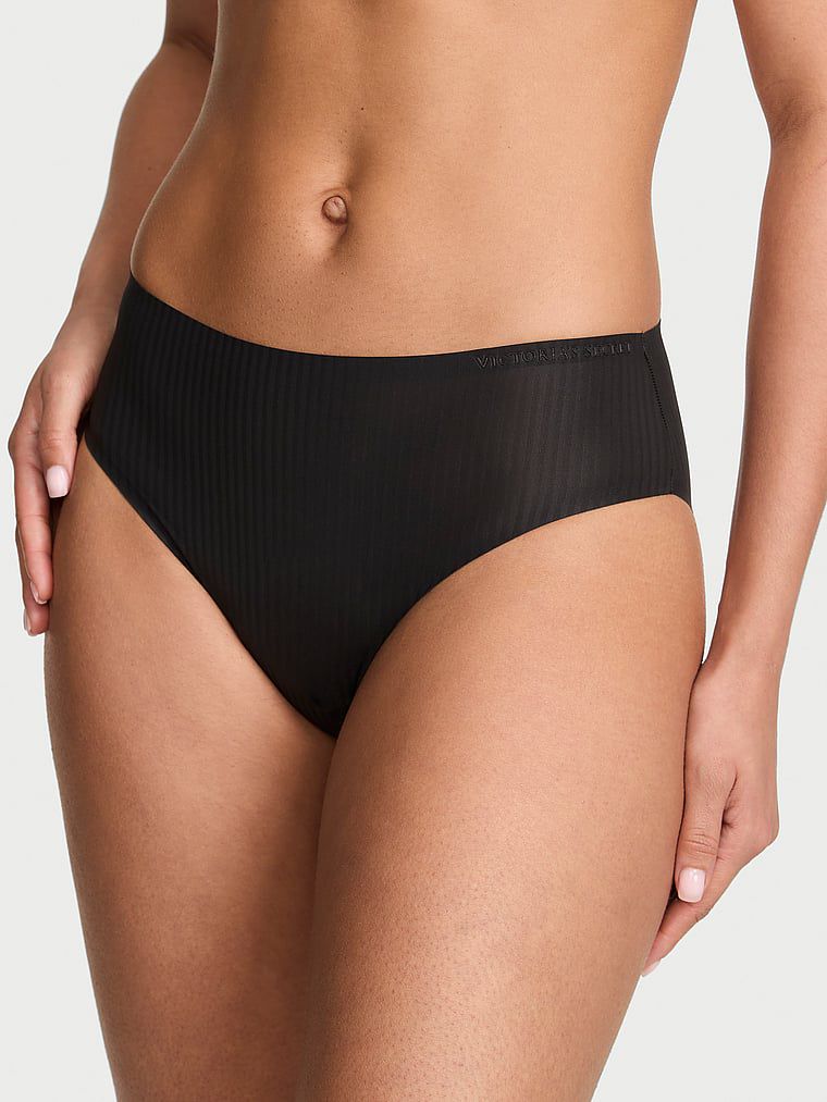 תחתוני ביקיני גזרה בינונית Body by Victoria