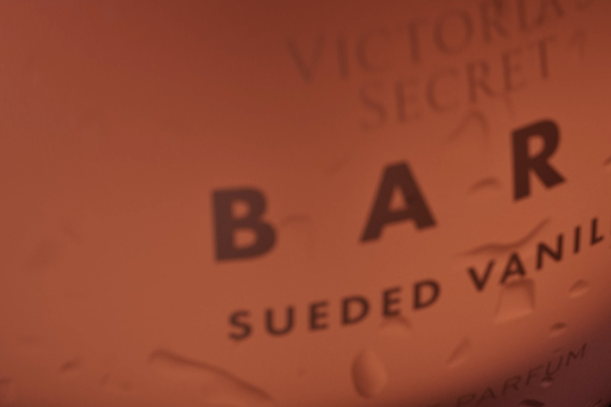 BARE SUADED VANILLA