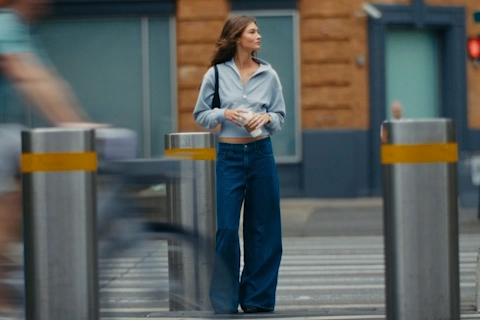 תצוגת אופנה 2025